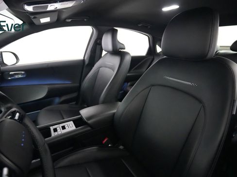 Used 2024 Hyundai Ioniq 6 SEL RWD image 4