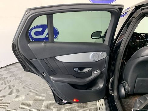 Used 2019 Mercedes-Benz GLC 300 4MATIC Coupe image 31