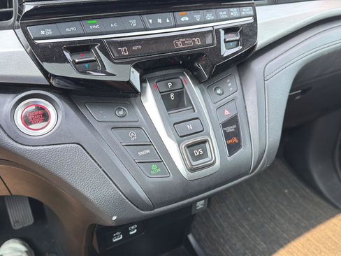 Used 2025 Honda Odyssey EX-L image 19