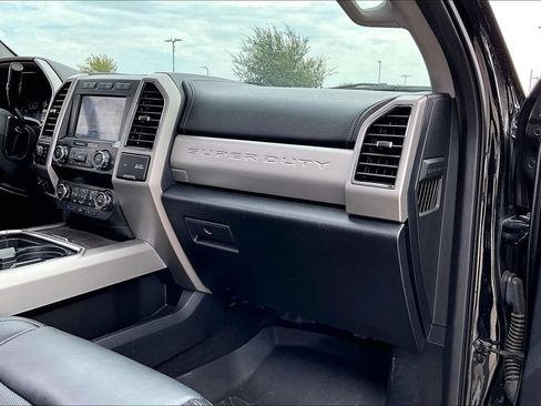 Used 2021 Ford F250 Lariat AWD/4WD image 14