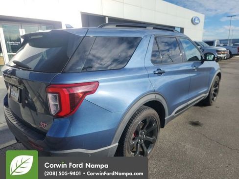 Used 2020 Ford Explorer ST w/ ST Street Pack image 4