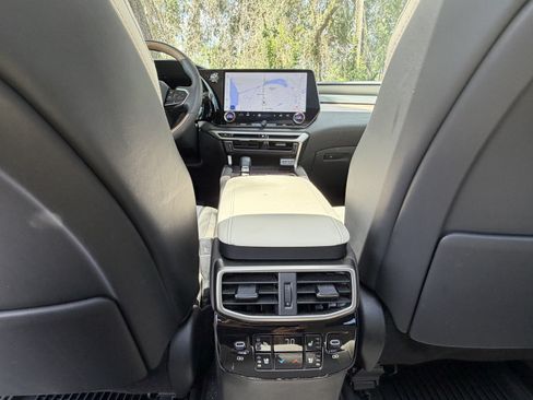 Used 2024 Lexus RX 350 w/ Convenience Package AWD/4WD image 37