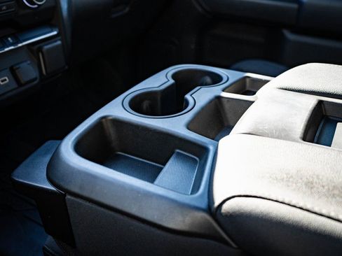 Used 2022 Chevrolet Silverado 1500 Custom image 35