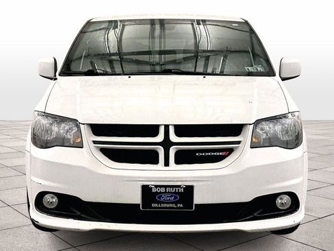 Used 2019 Dodge Grand Caravan GT image 3