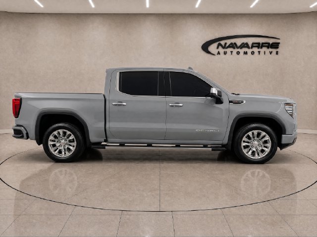 Used 2025 GMC Sierra 1500 Denali AWD/4WD image 9