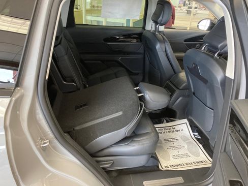 Used 2026 Lincoln Nautilus Premier AWD/4WD image 9