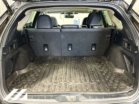 Certified 2023 Subaru Outback Limited XT image 28