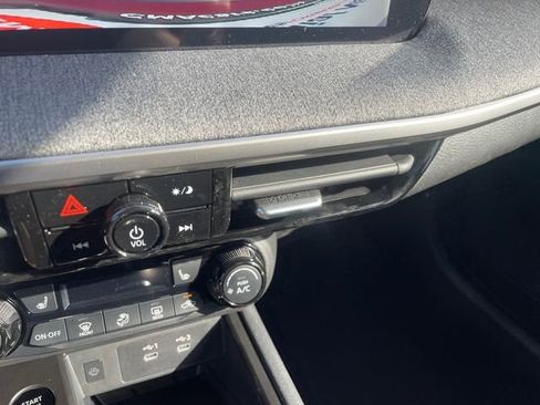 New 2026 Nissan Kicks SV image 21