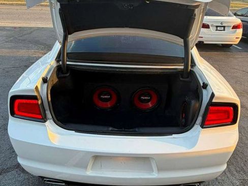 Used 2014 Dodge Charger SXT image 17