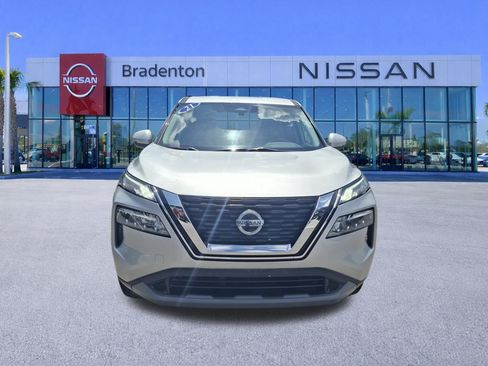 Certified 2021 Nissan Rogue SV FWD image 2