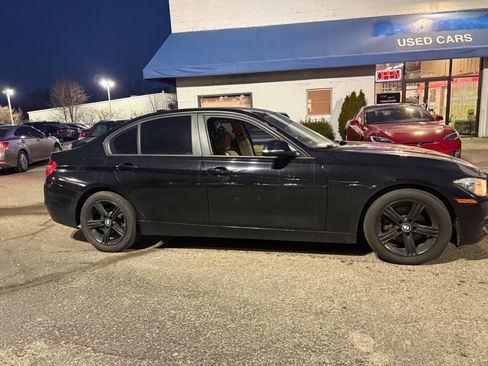 Used 2014 BMW 320i Sedan image 4