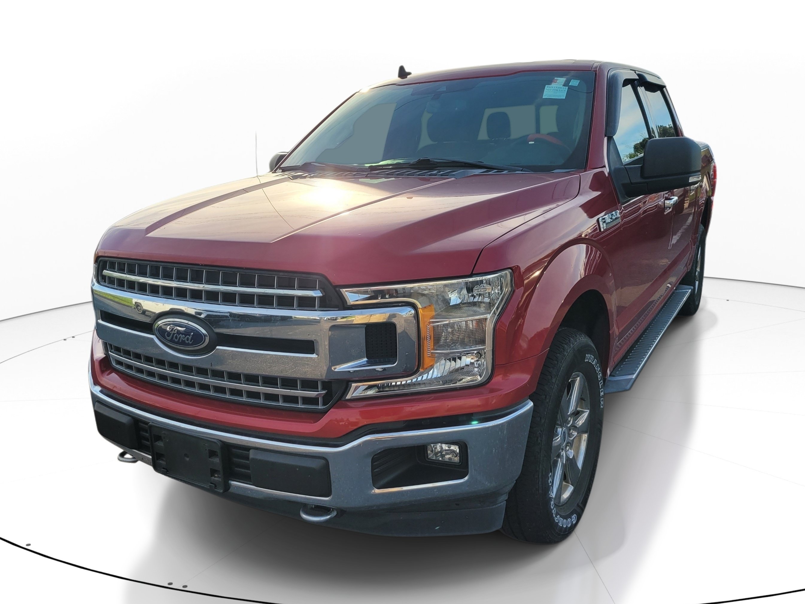 Used 2020 Ford F150 XLT w/ Equipment Group 302A Luxury AWD/4WD image 3