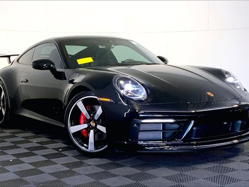 Used 2024 Porsche 911 Carrera S image 9