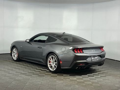 Used 2024 Ford Mustang GT Premium image 6