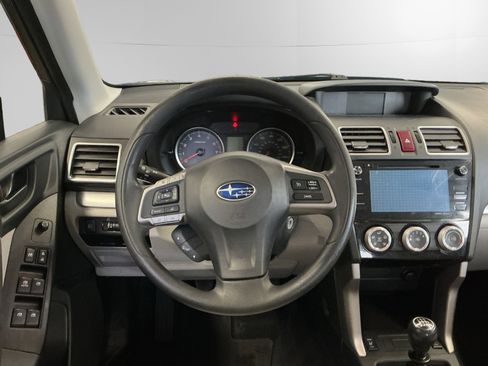 Used 2016 Subaru Forester 2.5i Premium image 12
