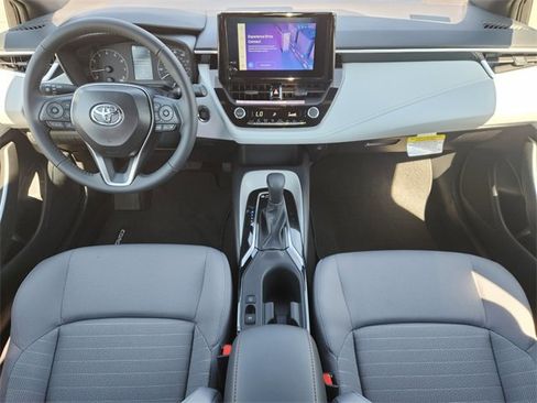 Used 2025 Toyota Corolla SE image 19