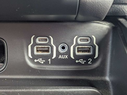 Used 2020 RAM 1500 Big Horn RWD image 24