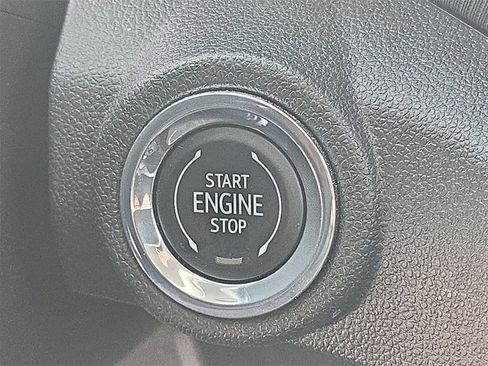 Used 2023 Chevrolet TrailBlazer LT w/ Convenience Package image 17