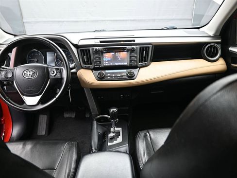 Used 2016 Toyota RAV4 XLE image 12