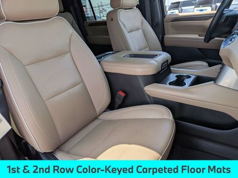 Used 2024 Chevrolet Suburban Premier AWD/4WD image 32