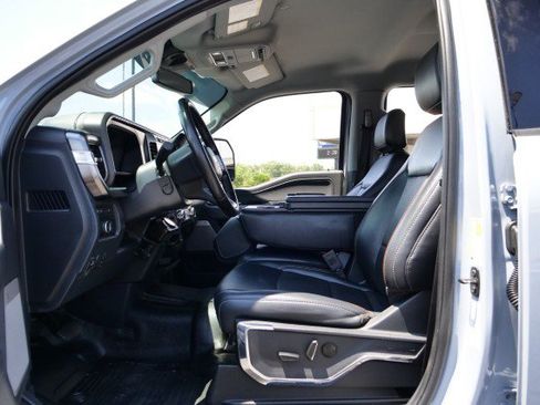 Used 2024 Ford F350 Lariat w/ FX4 Off-Road Package AWD/4WD image 31