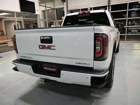 Used 2017 GMC Sierra 1500 Denali image 6
