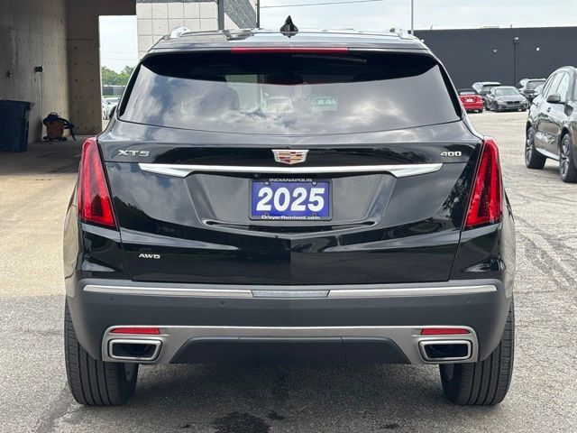 Used 2025 Cadillac XT5 Premium Luxury AWD/4WD image 6