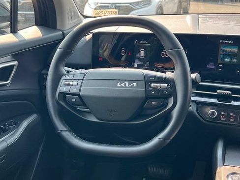 Used 2026 Kia Sportage EX w/ EX Panoramic Sunroof Package AWD/4WD image 12
