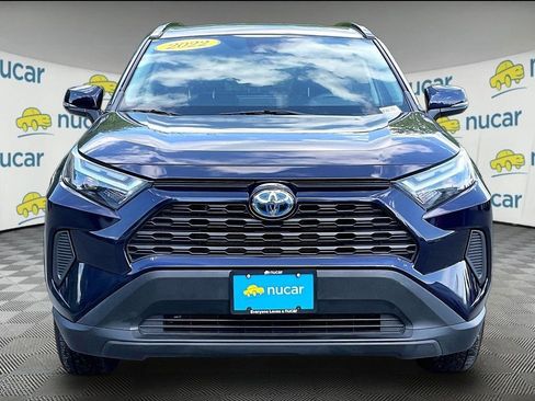 Used 2022 Toyota RAV4 XLE AWD/4WD image 2
