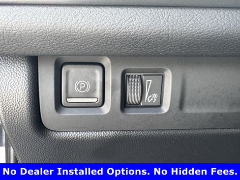 Used 2025 Cadillac XT4 Premium Luxury FWD image 21