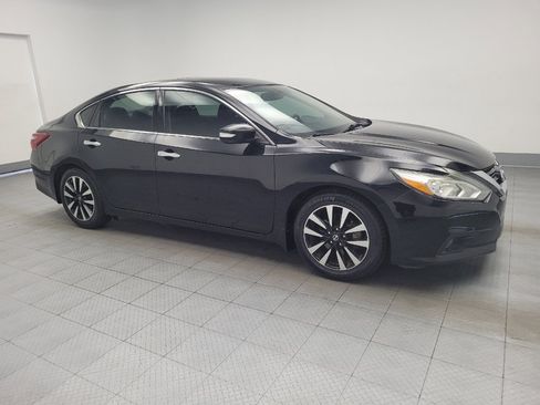 Used 2018 Nissan Altima 2.5 SV w/ 2.5 SV Technology Package FWD image 11
