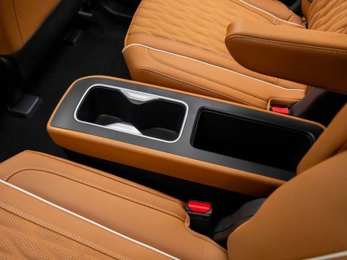 New 2026 INFINITI QX60 Autograph w/ Dark Cargo Package image 18