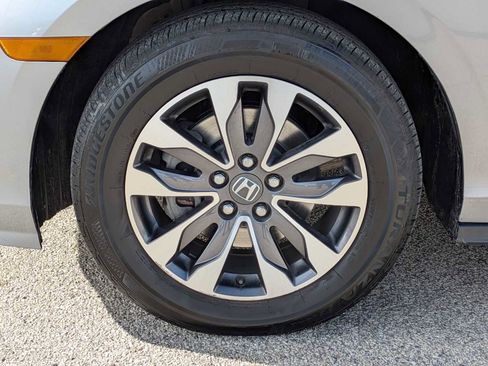 Certified 2022 Honda Odyssey EX-L image 13