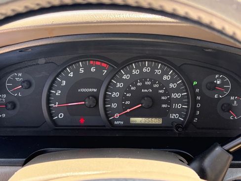 Used 2005 Toyota Tundra Limited RWD image 12