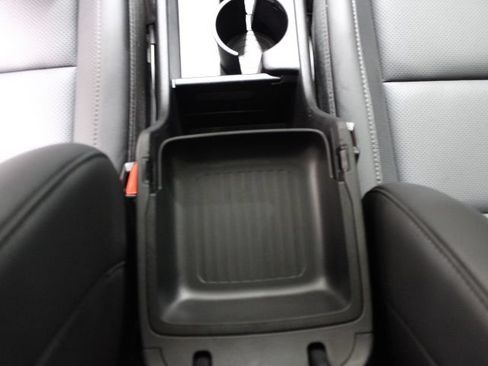 Used 2024 Hyundai Kona Limited FWD image 32