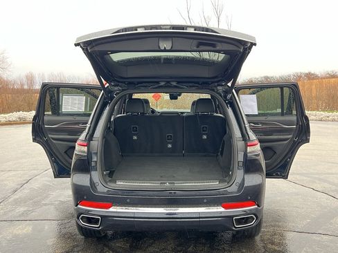 Used 2024 Jeep Grand Cherokee Overland w/ Adv Protech Group III image 42