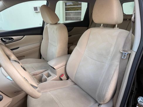 Used 2015 Nissan Rogue SV FWD image 30
