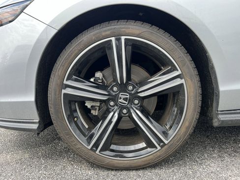 Used 2024 Honda Accord Sport image 12