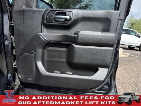 Used 2021 Chevrolet Silverado 1500 Custom Trail Boss w/ Midnight Edition AWD/4WD image 30