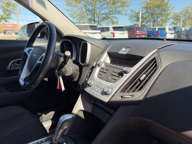 Used 2010 Chevrolet Equinox LT w/ Vehicle Interface Package FWD image 31