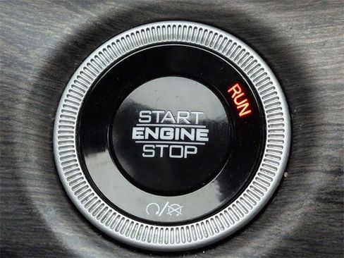 Used 2024 Jeep Grand Cherokee Limited image 21