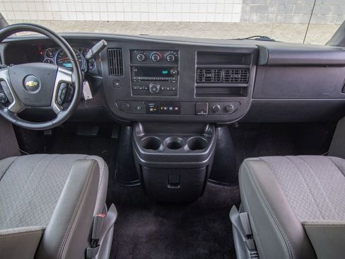 Used 2017 Chevrolet Express 3500 LT w/ LT Preferred Equipment Group image 28