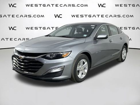 Used 2024 Chevrolet Malibu LS image 1