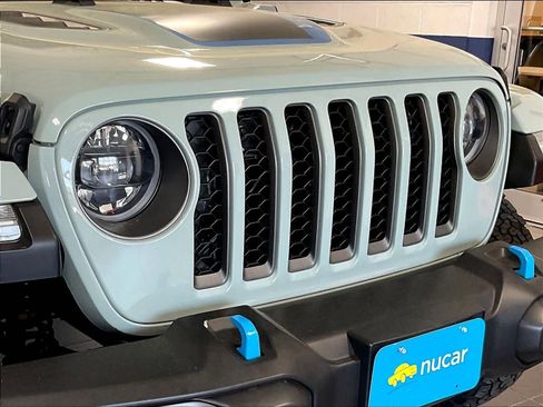 Used 2023 Jeep Wrangler Unlimited Rubicon 4xe w/ Cold Weather Group AWD/4WD image 30