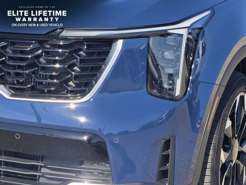 Used 2026 Kia Sorento EX w/ EX Premium Package FWD image 7