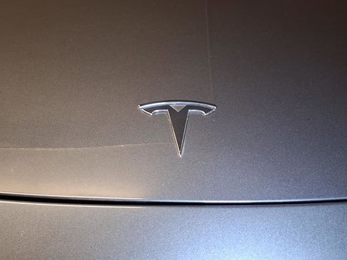 Used 2022 Tesla Model Y Performance image 27