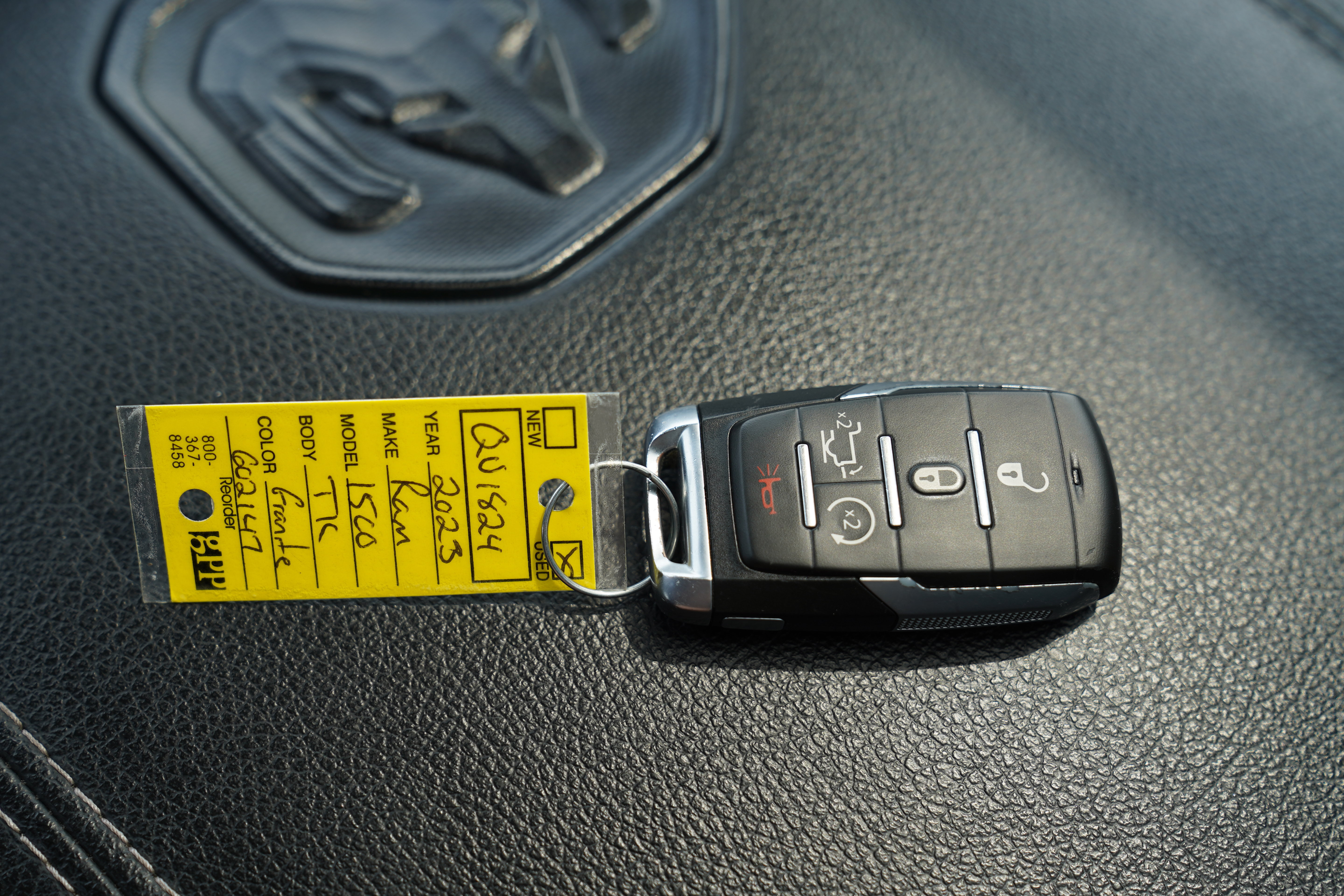 Used 2023 RAM 1500 Laramie AWD/4WD image 33