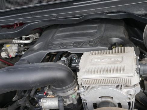 Used 2019 RAM 1500 Limited image 9