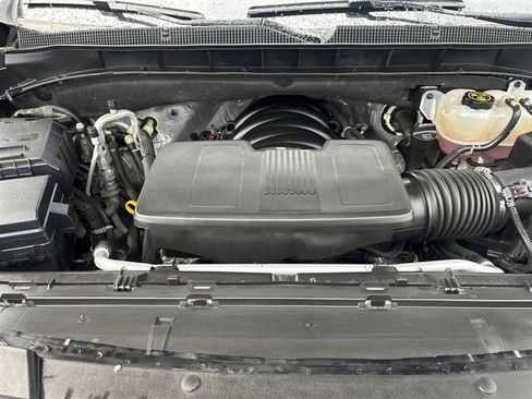 Used 2024 Chevrolet Tahoe Z71 w/ Z71 Off-Road Package image 31