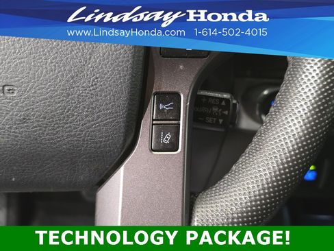 Used 2020 Toyota Tacoma TRD Off-Road w/ Technology Package image 16